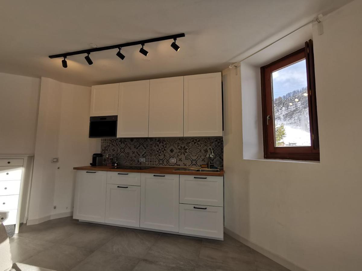 Aura Snowy Peaks Apartment At The Foot Of The Matterhorn - Cerviniaholidays-Com Брей-Червінія Екстер'єр фото
