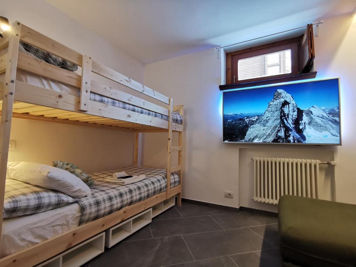 Aura Snowy Peaks Apartment At The Foot Of The Matterhorn - Cerviniaholidays-Com Брей-Червінія Екстер'єр фото
